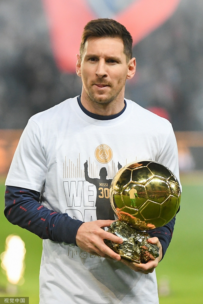 德利赫特：球队还不在想要的位置上，希望本赛季拿到欧冠资格