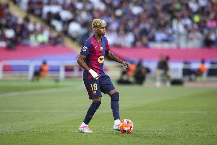 东契奇交易血赚，艾顿越打越猛，他坚信湖人阵容能够夺冠