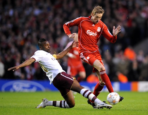 美记：雄鹿坚称不会交易字母哥，但联盟其他球队置之不理