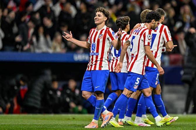 历史第三年轻！申京达成又一里程碑，仅次于詹姆斯&字母哥