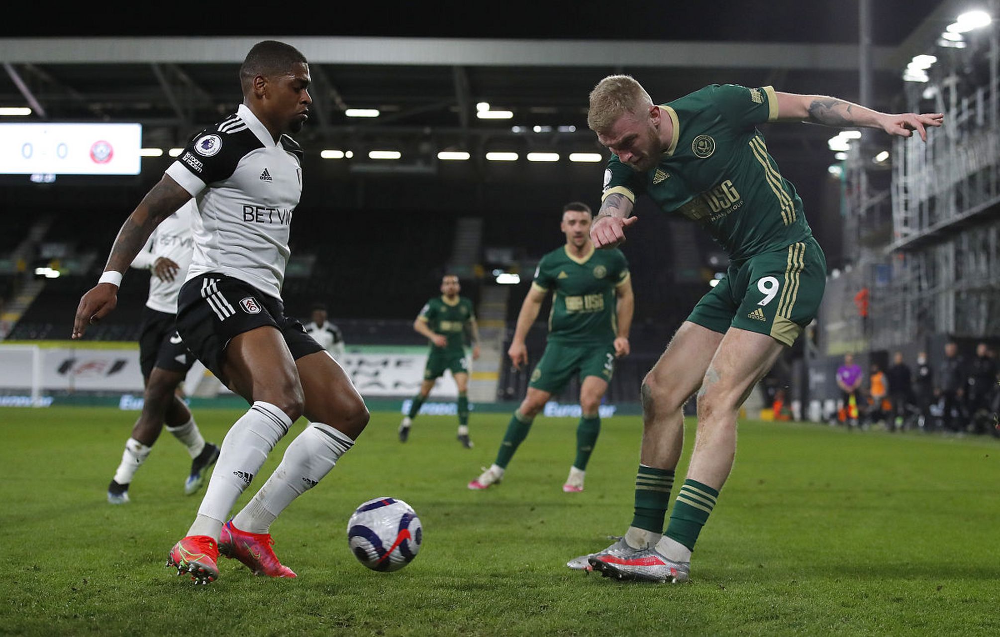 雷霆狂胜独行侠豪取14连胜！SGA三节打卡33分，浓眉9中1仅得2分