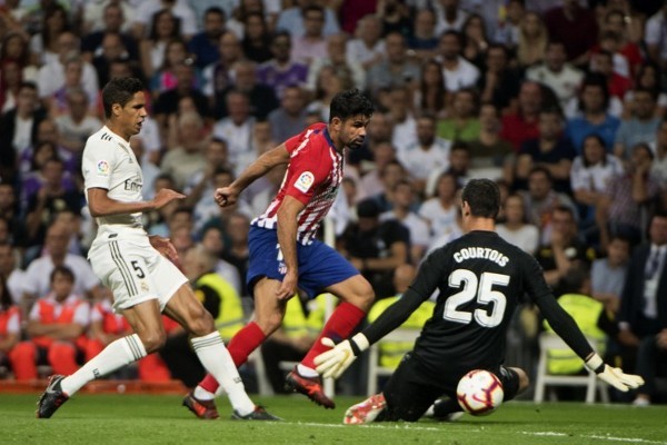 博主：梅州客家边后卫茹子楠将加盟北京国安